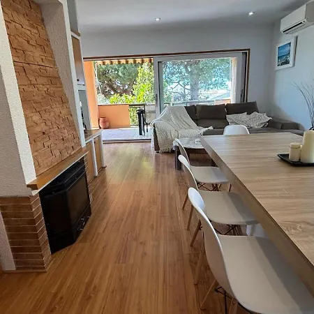 Amparo Con Piscina Privada * Calafell