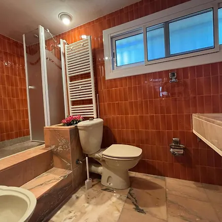 Amparo Con Piscina Privada * Calafell