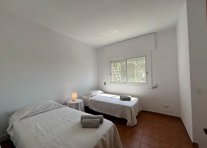 Amparo Con Piscina Privada ヴィラ カラフェル
