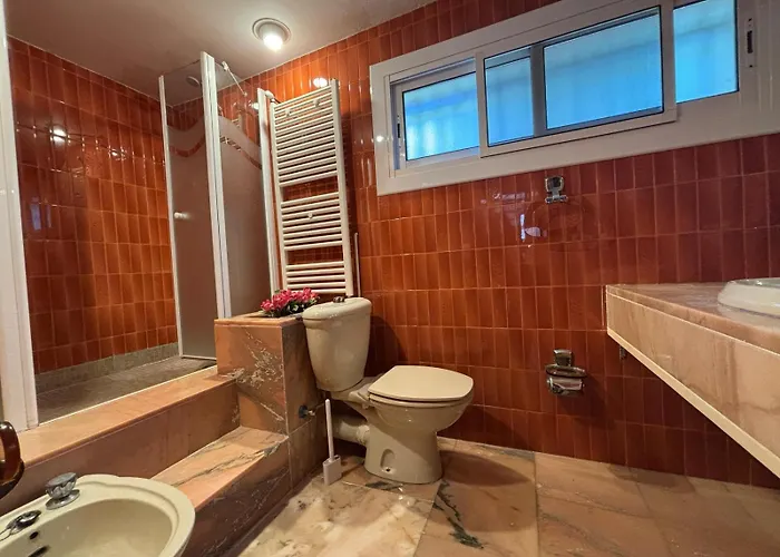 Amparo Con Piscina Privada * カラフェル