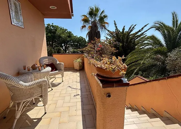 Amparo Con Piscina Privada カラフェル