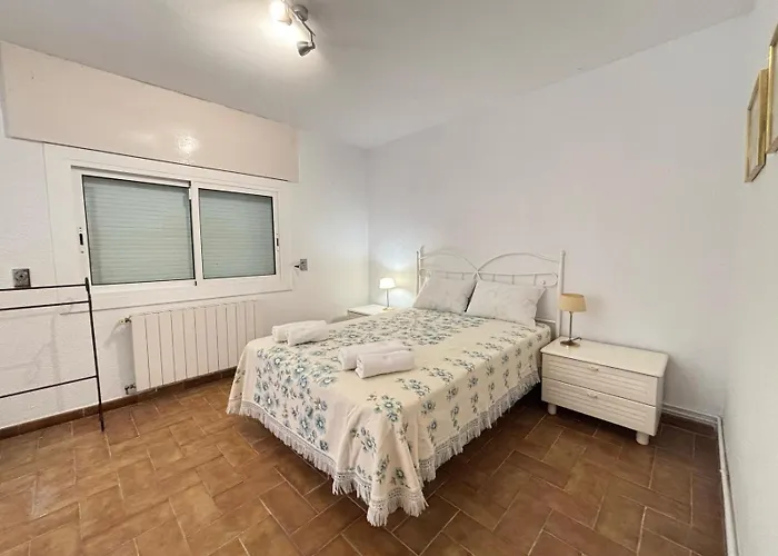 Amparo Con Piscina Privada * カラフェル