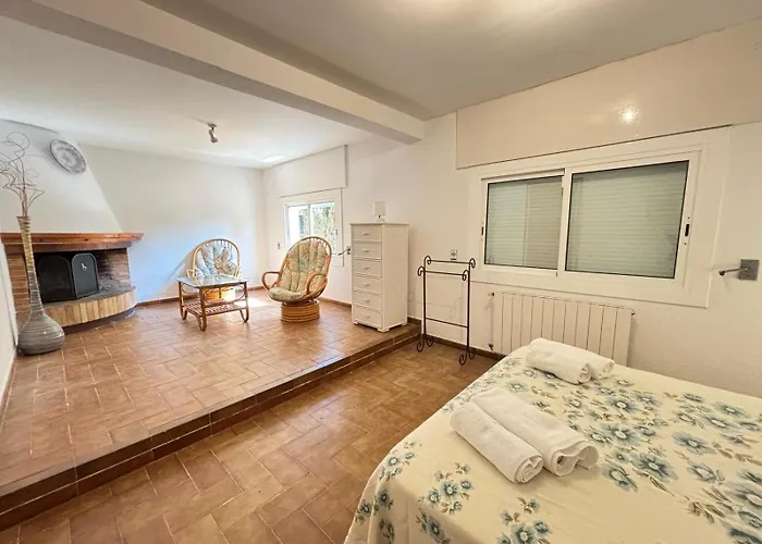 Amparo Con Piscina Privada ヴィラ