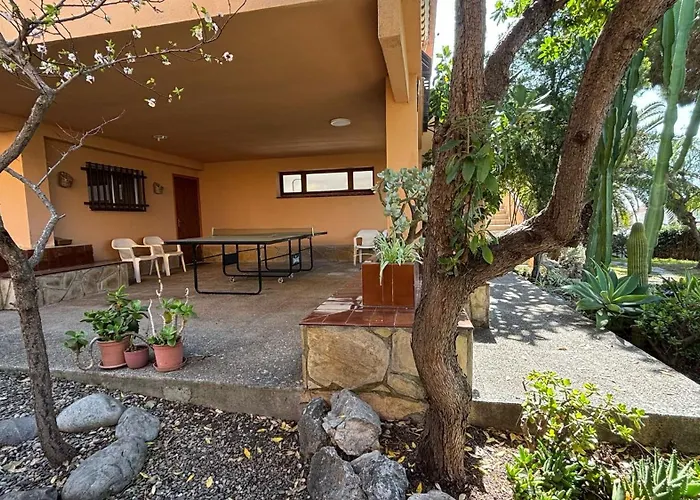 Amparo Con Piscina Privada ヴィラ