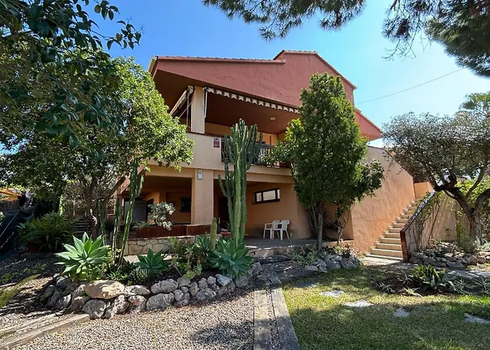 Amparo Con Piscina Privada ヴィラ