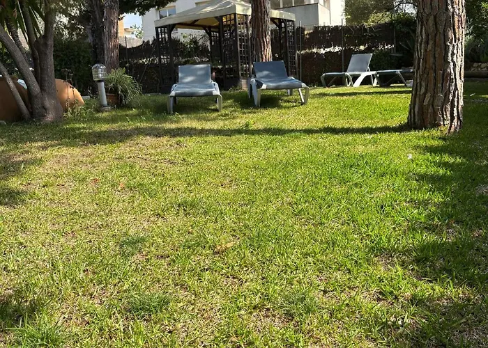 ヴィラ Amparo Con Piscina Privada カラフェル